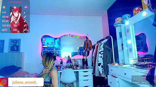 caroline cossei online show from 04/29/26, 03:54
