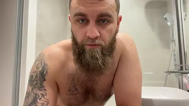 Snapshot of Bear_bear_ chatting on 11/11/25, 08:47 Bear bear online show from 11/11/25, 08:47