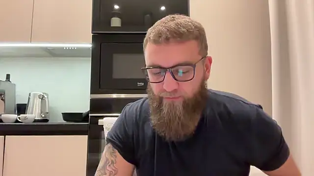 Snapshot of Bear_bear_ chatting on 11/20/25, 12:38 Bear bear online show from 11/20/25, 12:38