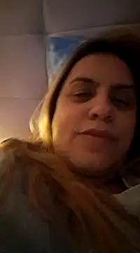 Snapshot of OliviaLewis chatting on 02/21/25, 08:16 OliviaLewis online show from 02/21/25, 08:16