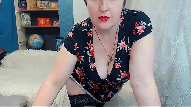 Rainbow lady online show from 12/23/24, 01:24