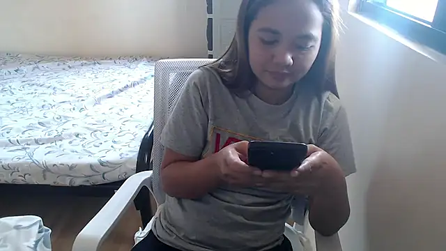 xTheLastVIRGINx online show from 10/03/25, 05:15