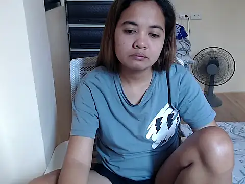 xTheLastVIRGINx online show from 01/19/26, 05:33