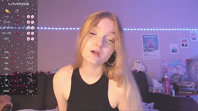 MiaMiaMeow online show from 02/17/25, 07:21