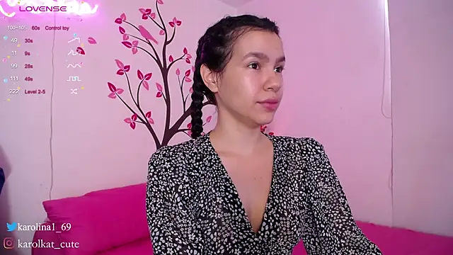 Snapshot of Karolina_1 chatting on 03/15/25, 02:45 Karolina 1 online show from 03/15/25, 02:45