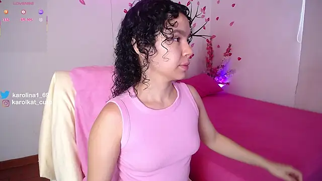Snapshot of Karolina_1 chatting on 10/16/25, 02:18 Karolina 1 online show from 10/16/25, 02:18