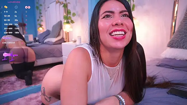 lara giraldo online show from 01/12/25, 07:00