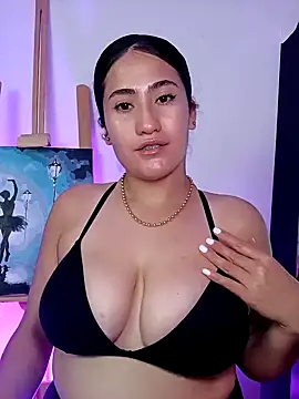 Snapshot of francesca_baker1007 chatting on 02/07/25, 03:34 francesca baker1007 online show from 02/07/25, 03:34