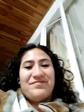 Snapshot of francesca_baker1007 chatting on 02/24/25, 01:35 francesca baker1007 online show from 02/24/25, 01:35