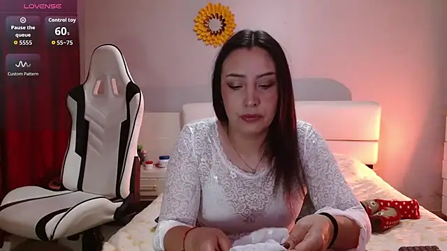 Freyja soh online show from 11/21/25, 09:02