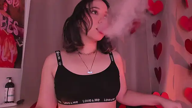 Apartment28 online show from 02/08/25, 01:54
