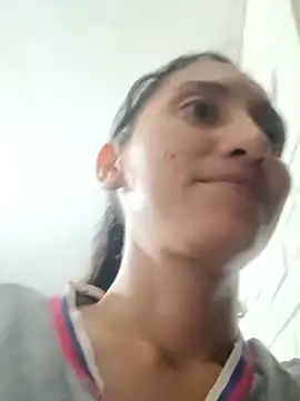 valeriaswang Lucas online show from 09/17/25, 10:55