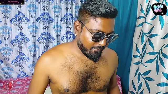 Snapshot of BLACK---MAMBA chatting on 02/02/25, 10:02 BLACK---MAMBA online show from 02/02/25, 10:02