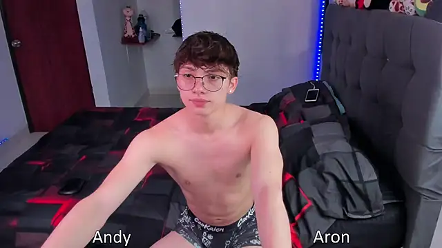 Snapshot of andybxby chatting on 10/18/25, 04:41 andybxby online show from 10/18/25, 04:41