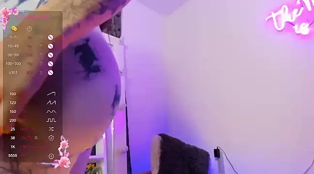 Snapshot of dana_montana_ chatting on 02/13/25, 06:20 dana montana online show from 02/13/25, 06:20