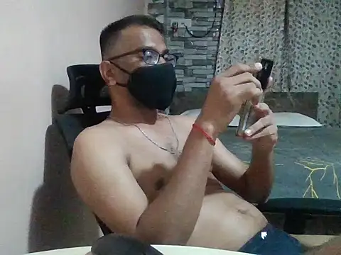 sexx4 online show from 04/30/26, 08:57