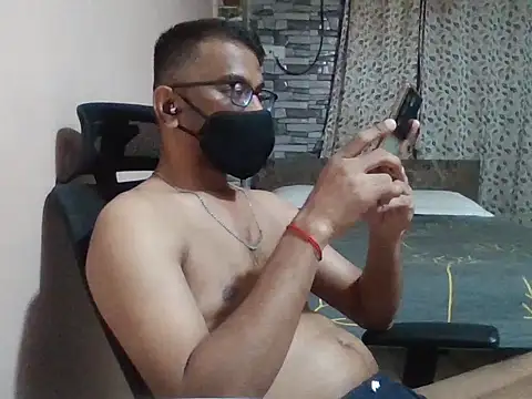 sexx4 online show from 05/05/26, 10:40