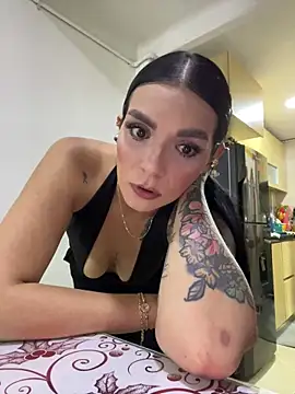 charlotte stevenss  online show from 12/15/25, 01:10