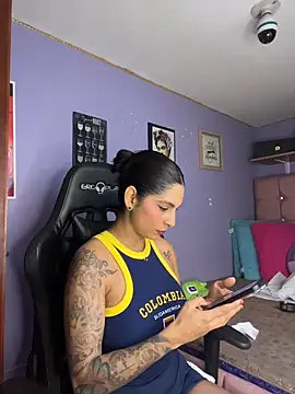 charlotte stevenss  online show from 06/12/26, 02:27