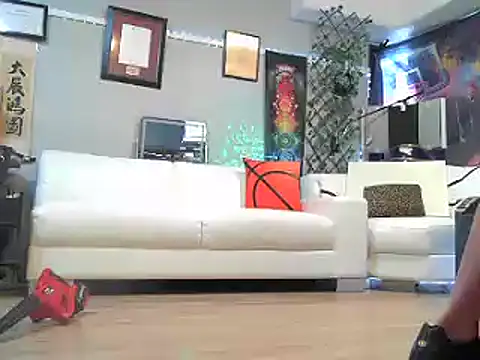 Snapshot of OSIRlS chatting on 10/15/25, 12:11 OSIRlS online show from 10/15/25, 12:11