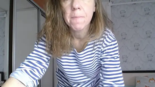 Snapshot of Popppka chatting on 11/29/25, 12:19 Popppka online show from 11/29/25, 12:19