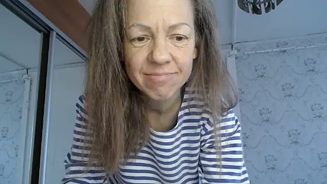 Snapshot of Popppka chatting on 02/15/26, 12:58 Popppka online show from 02/15/26, 12:58