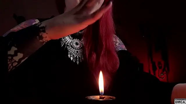 Amanita  Pantherina online show from 12/17/25, 01:06