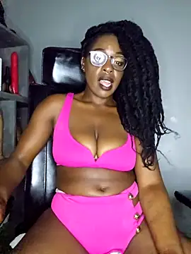 Snapshot of Shaniko89 chatting on 12/04/25, 05:43 Shaniko89 online show from 12/04/25, 05:43