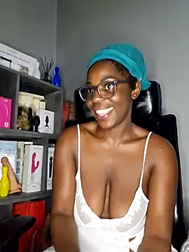 Snapshot of Shaniko89 chatting on 03/02/26, 06:03 Shaniko89 online show from 03/02/26, 06:03