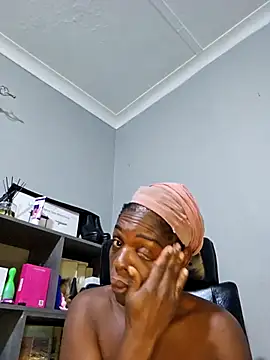 Snapshot of Shaniko89 chatting on 03/13/26, 01:01 Shaniko89 online show from 03/13/26, 01:01