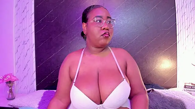Darnellqueen online show from 10/01/25, 03:23