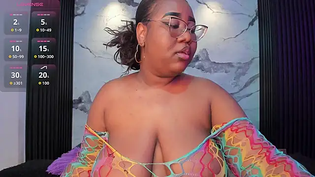 Snapshot of Darnellqueen chatting on 03/26/26, 06:41 Darnellqueen online show from 03/26/26, 06:41