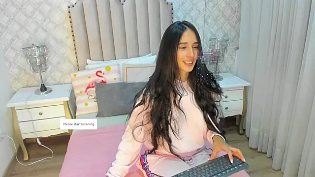 Snapshot of Valentina_Ross_ chatting on 04/11/26, 02:27 Valentina Ross online show from 04/11/26, 02:27