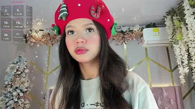 Snapshot of candy_beck chatting on 12/12/24, 04:10 candy beck online show from 12/12/24, 04:10