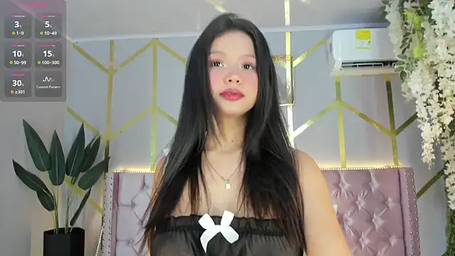 Snapshot of candy_beck chatting on 01/06/25, 07:45 candy beck online show from 01/06/25, 07:45