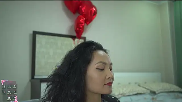 Snapshot of merca_8 chatting on 02/23/26, 10:23 merca 8 online show from 02/23/26, 10:23