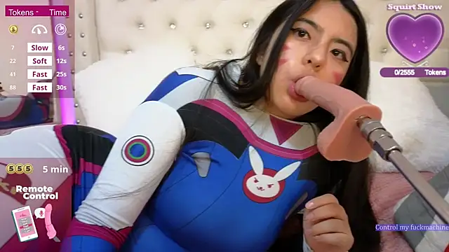 Hikikodoll   online show from 11/21/25, 08:18