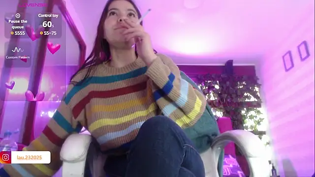 Laurel23  online show from 02/19/25, 12:00
