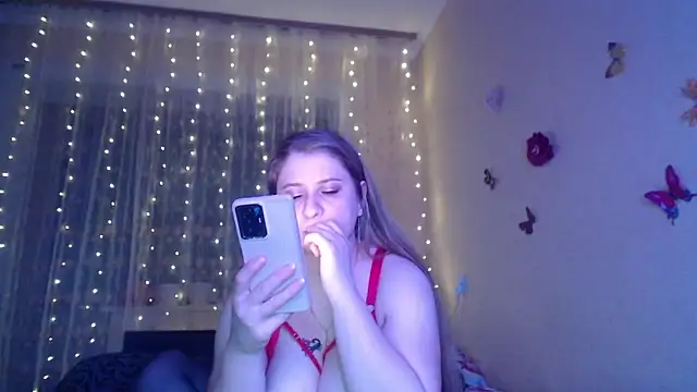 Snapshot of CumCpl chatting on 03/08/26, 07:50 CumCpl online show from 03/08/26, 07:50