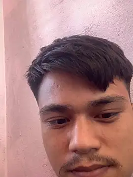 Hullax online show from 11/06/25, 04:24