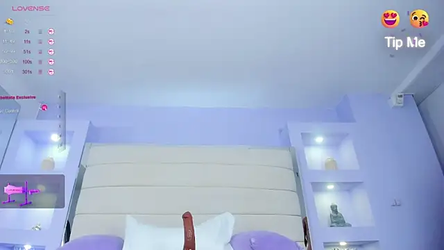 Isabella Daniell online show from 03/15/25, 10:13