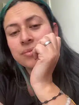 Snapshot of adriluna chatting on 09/15/25, 09:37 adriluna online show from 09/15/25, 09:37