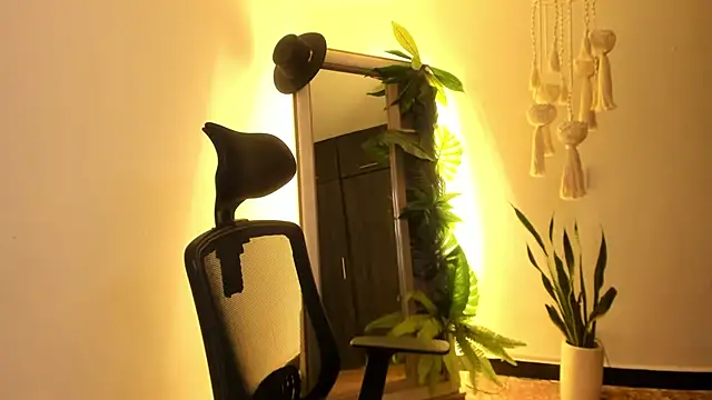 Mala Bad online show from 03/20/25, 02:21