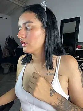 Lucia-Candy online show from 02/22/25, 10:09