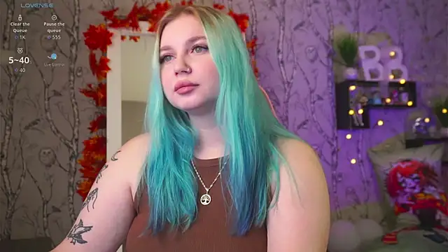 Moon Valkyrie online show from 09/25/25, 04:27