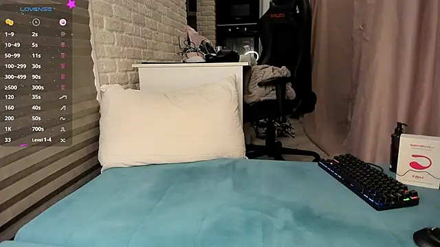 Snapshot of Alexey_Hairy chatting on 03/06/25, 04:52 Alexey Hairy online show from 03/06/25, 04:52