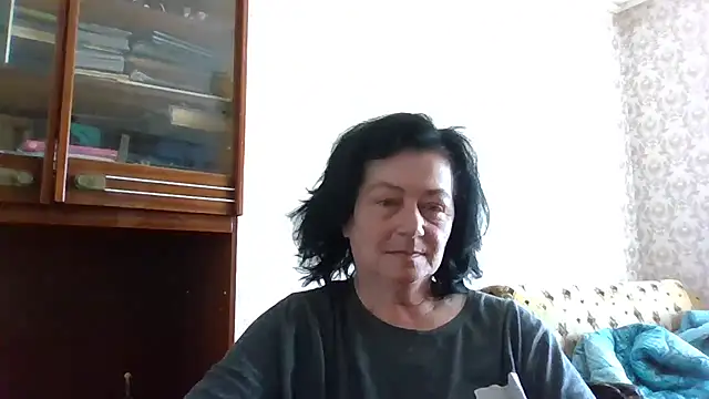 GypsiQueen2 online show from 04/25/26, 06:05