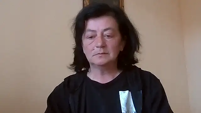 GypsiQueen2 online show from 04/29/26, 04:22