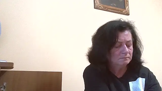 GypsiQueen2 online show from 06/20/26, 06:22
