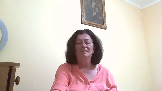Snapshot of GypsiQueen2 chatting on 06/22/26, 09:45 GypsiQueen2 online show from 06/22/26, 09:45